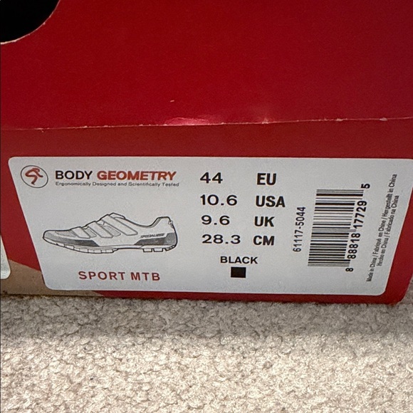 Specialized Men's Black Athletic Cycling Shoes - Picture 2 of 9